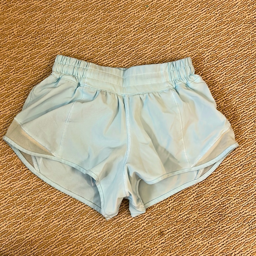lululemon hotty hot low rise 2.5 sea blue shorts